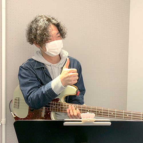 ギター ベース ピアノ サックス カホン 楽器 教室 レッスン リズムセブンアカデミー
五反田